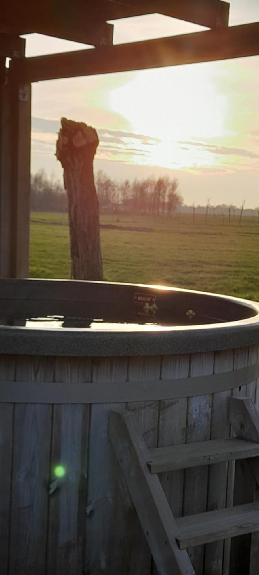 Stacaravan Op De Paardenboerderij Sneek Exteriér fotografie